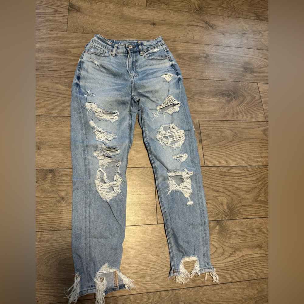 American Eagle Distressed Straight Leg Jeans